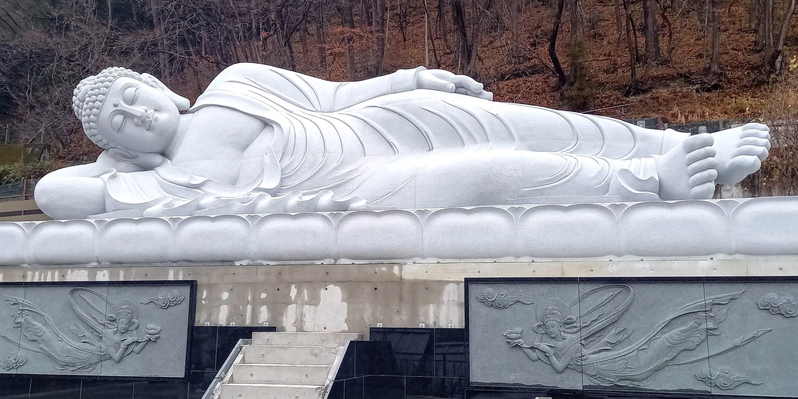 寝釈迦　雲林寺　長野原　群馬県